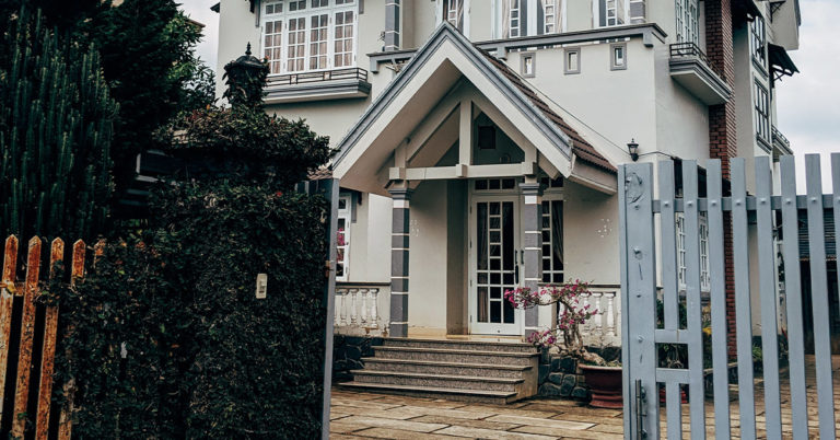 Selling a Home for Cash with Code Violations