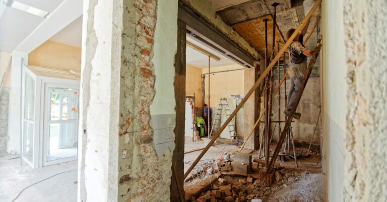 Casa en Florida enfrentando ejecución hipotecaria con opciones para vender rápido en efectivo a Homeinc