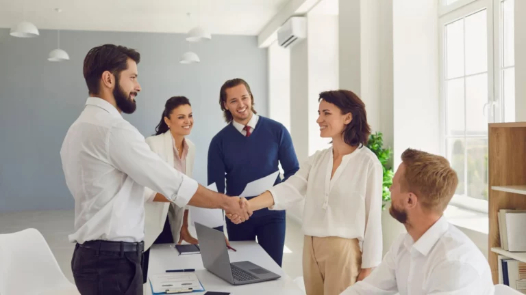 Homeowner asking questions of a cash home buyer in Florida or Georgia before accepting an offer